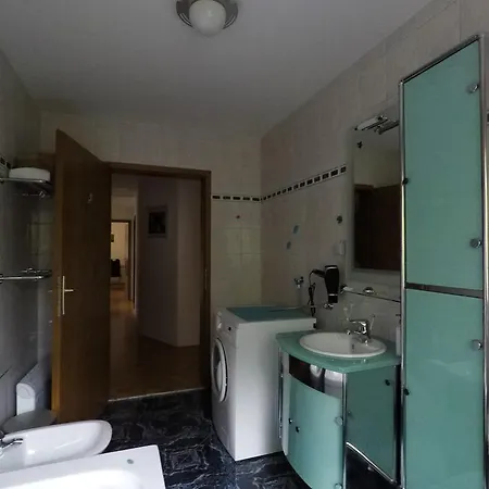 Lakeview Maja Near Bled